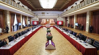 Komisyon&#039;un 6. toplantısında söz hukukçularda: 3 büyük baro katılmadı