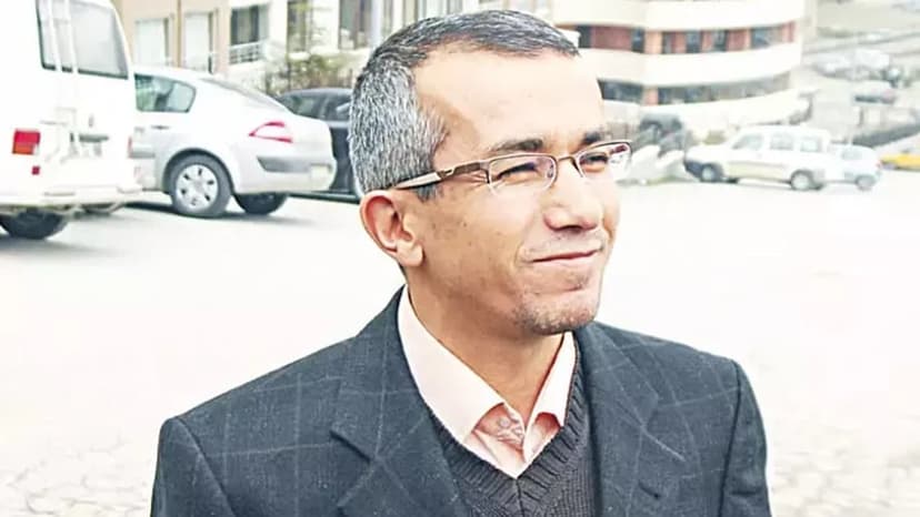 Eski savcı Ferhat Sarıkaya tahliye edildi