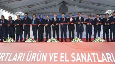 Adalet Bakanı Tunç, İşyurtları Ürün ve El Sanatları Fuarı&#039;nın açılışına katıldı