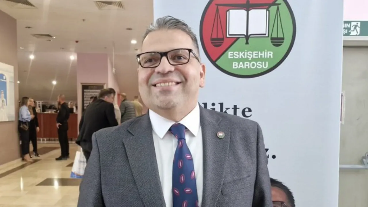 Eskişehir Barosu'nda Barış Günaydın yeniden başkan seçildi