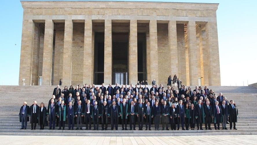 Türkiye Barolar Birliği Genel Kurulu Ata’nın Huzurunda