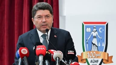 Adalet Bakanı Tunç: En başarılı öğrenciler hukuk fakültelerine girsin istiyoruz