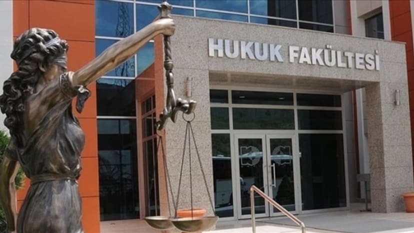 Vakıf üniversitelerinin hukuk kontenjanları önemli ölçüde düşürülecek!