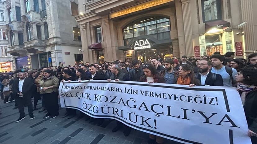 İstanbul Barosu önünde &#039;Selçuk Kozağaçlı&#039; protestosu