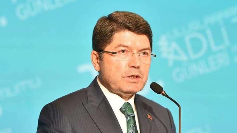 BAKAN TUNÇ: ADALETİN OLMADIĞI YERDE HUZUR VE BARIŞ OLMAZ