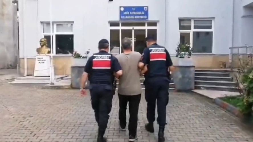 Bakan Yerlikaya: 53 FETÖ şüphelisi yakalandı