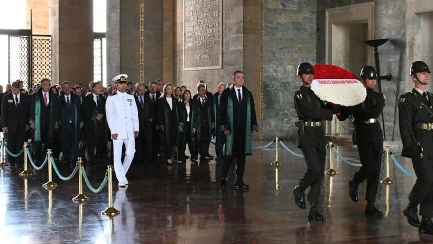 Türkiye Barolar Birliği, kuruluşunun 57. yılında Ata'nın huzurunda