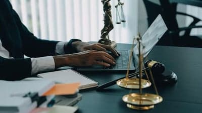 Masumiyetle Sonuçlanan Yargılamadan Arta Kalan Dijital İzler: CMK 134 Kapsamında Verilerin İmha Zorunluluğu ve Hukuka Aykırı Saklama Kararları