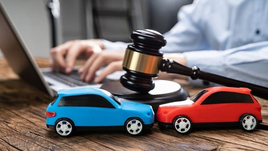 ZORUNLU MALİ SORUMLULUK SİGORTASI (TRAFİK SİGORTASI) KAPSAMINDA SİGORTACININ ALKOL NEDENİYLE RÜCU HAKKINDA MÜNHASIRLIK UNSURU