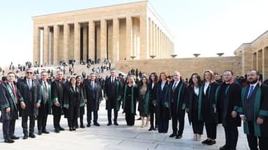 TBB, AVUKATLAR GÜNÜ ETKİNLİKLERİ KAPSAMINDA ATA’NIN HUZURUNDA