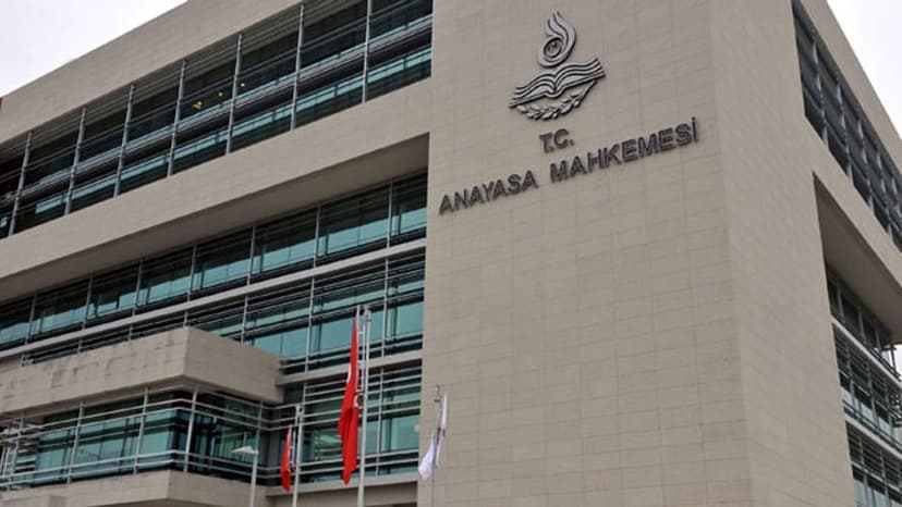 AYM&#039;nin 2021/43521 başvuru numaralı kararı