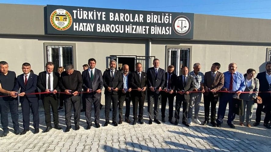 TBB Hatay Barosu Hizmet Binası açıldı: &#039;Hayat durabilir ancak adalet isteği durmaz&#039;