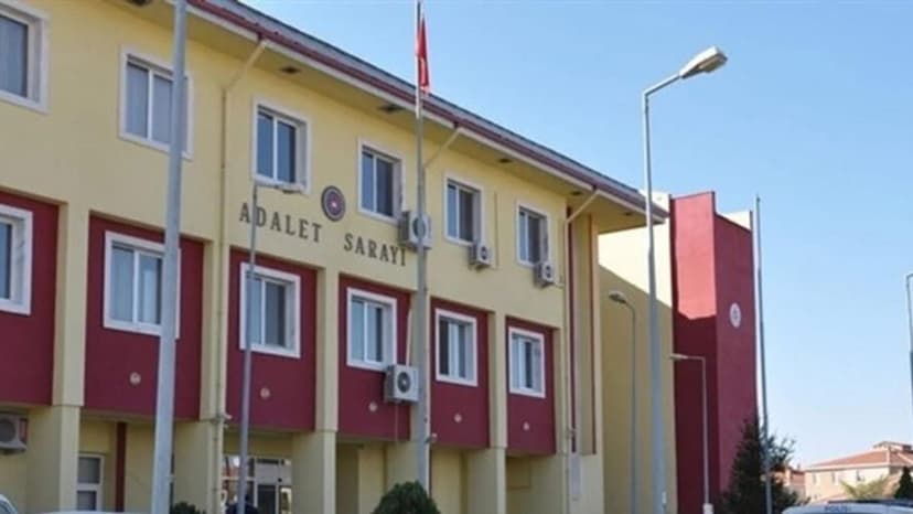 Adliyede &#039;rüşvet&#039; operasyonu: Yazı İşleri Müdürünün de aralarında bulunduğu 22 kişiye gözaltı