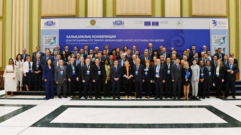 Anayasa Mahkemesi Başkanı Zühtü Arslan ve beraberindeki heyet Kazakistan’ın Başkenti Astana’da düzenlenen uluslararası konferansa katıldı