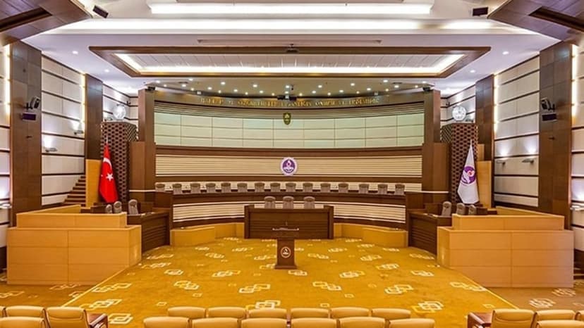 Nüfusu 2.000’in Altına Düşen Belediyelerin Köye Dönüştürülmesini Öngören Kuralın İptal Talebine İlişkin Karar
