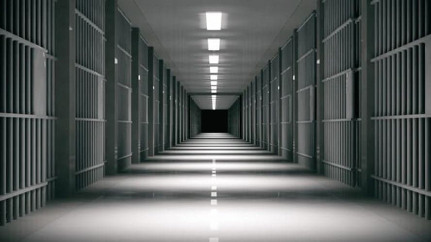 Cezaevlerinde nüfus 419 bini aştı!