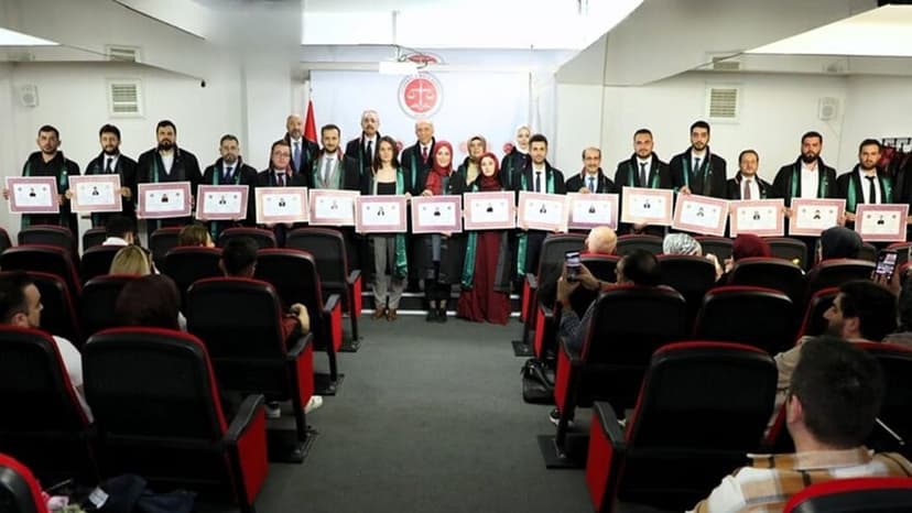 İstanbul 2 Nolu Barosu'nda 16 avukat ruhsatnamesini aldı