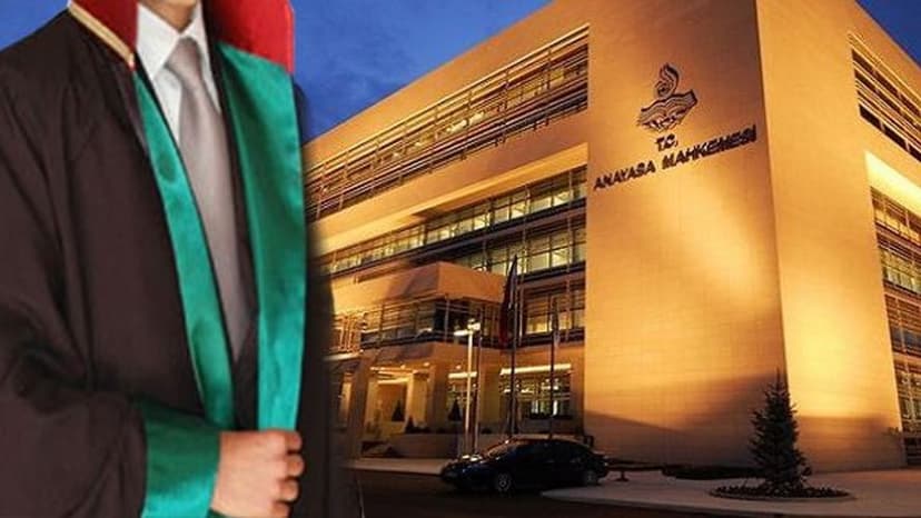 Anayasa Mahkemesi, avukatın hâkimin reddi dilekçesinde kullandığı ifadeleri &#039;ifade özgürlüğü&#039; saydı