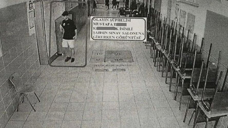 AYT sınavında yapay zekaya soruları attı: Gözetmenler fark etti, tutuklandı!