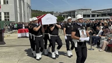 Duruşma sırasında hayatını kaybeden Savcı Ayhan Uyumaz son yolculuğuna uğurlandı