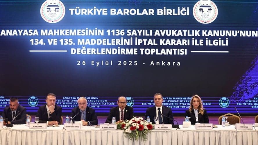 TBB ve Baroların Disiplin Kurulları &quot;Avukatlık Kanunu Disiplin Hükümleri&quot; çalışması için bir araya geldi