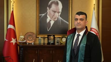 “ATATÜRK, KİŞİ HAK VE ÖZGÜRLÜKLERİNİN GÜVENCESİDİR”