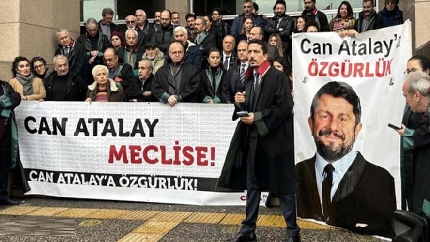 Avukatlardan Çağlayan adliyesi önünde &#039;Can Atalay&#039; açıklaması