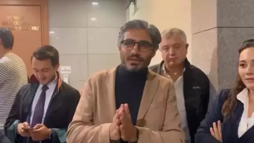 Gazeteci Barış Pehlivan&#039;ın &#039;Kamu görevlisine hakaret&#039; suçundan yargılandığı dava düşürüldü